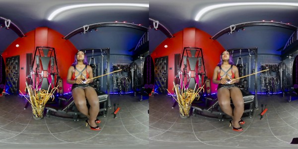 [TheEnglishMansion] Mistress Lorraine - Knee Before Her [VR180 180x180 3dh LR]