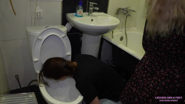 [LickingGirlsFeet] Jane - Next time you clean my toilet better, dirty pig!
