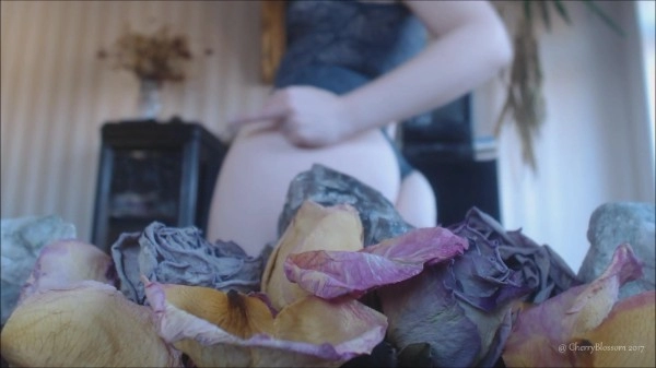 MisstressLiliya - The T H E R A P E U T I C Booty Worship