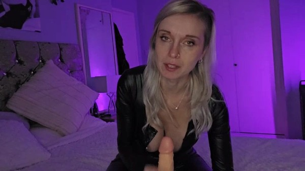 Lexi Snow - Sneaky Homewrecker