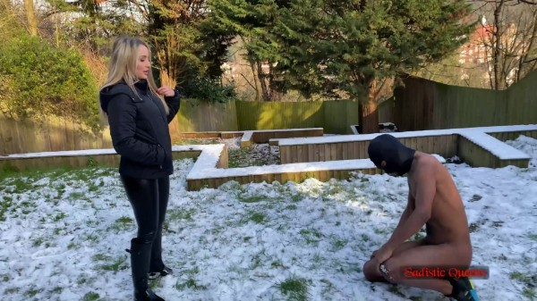 Sadistic Queens - Squishysax - Miss Courtney - Busted In A Winter Wonderland