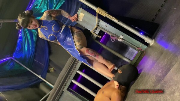 Sadistic Queens - Squishysax - Choked Out By Chun - Li - Mistress Patricia