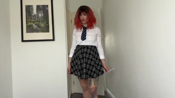 Yourhikerbabe - Teacher Accuses You Of Wetting Your Pants