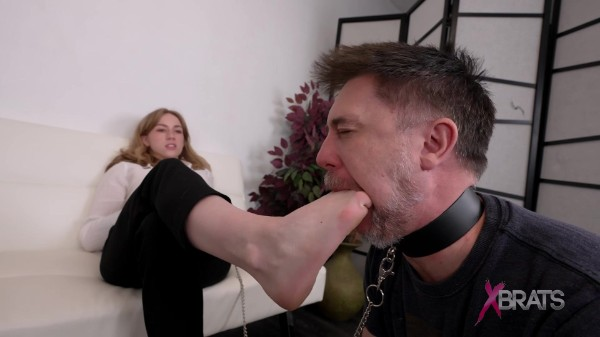 Bratty Foot Girls - Stella Elle - Becoming my Successful GF s Foot Bitch