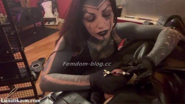 Mistress Lunatika - Urethral Stretching