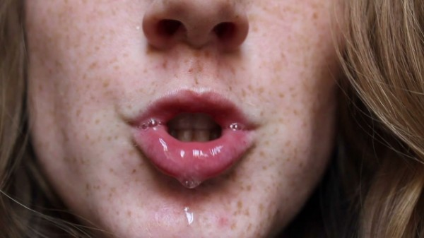 LittleRedheadLisa - Lip Close Up Custom