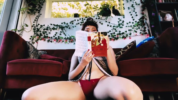 EnchantrixV - Evil girlfriend teases and reads to you