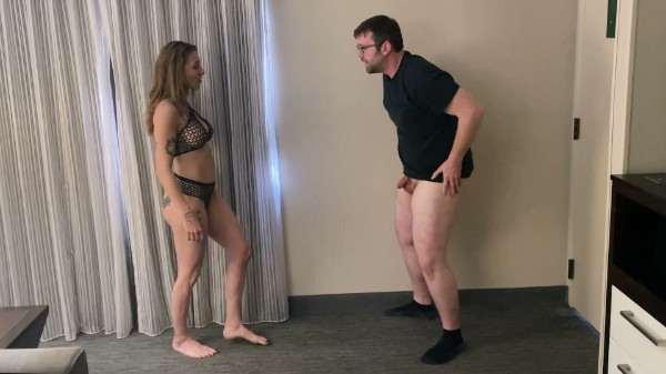 Only Ballkicking - Fitness Princess Scrambles His Nuts With Kicks