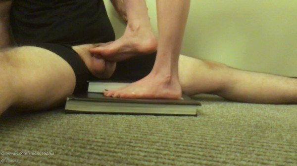 ONLYBALLKICKING - Barefoot Nut Crushing