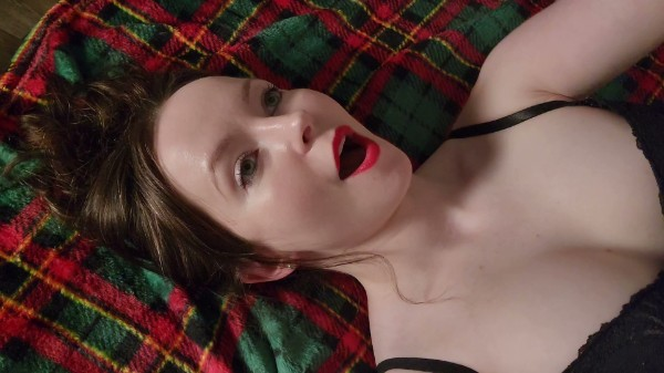TheTinyFeetTreat - Cum On My Face