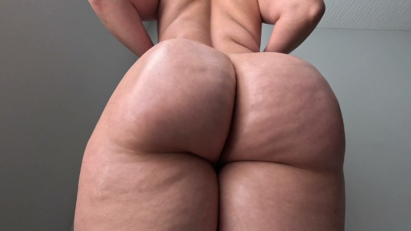 AvanelleJules - Your Favorite Fart Machine Is Back