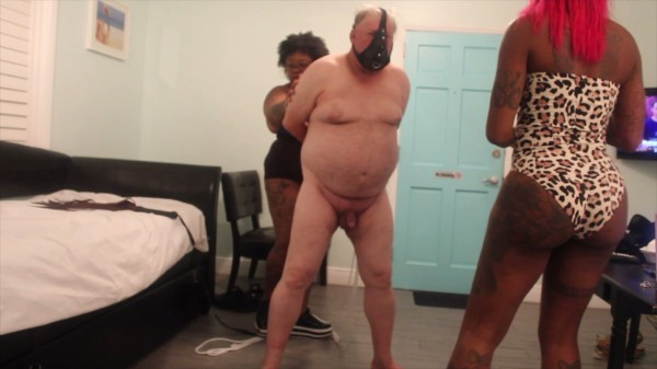 Tierra Doll - Queen Veiny Feet - Double Playtime